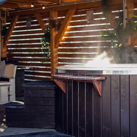 Aloha Glamp - Okragle Domki Przy Rzece - Balia I Sauna - Energylandia Zagornik Phòng bức ảnh