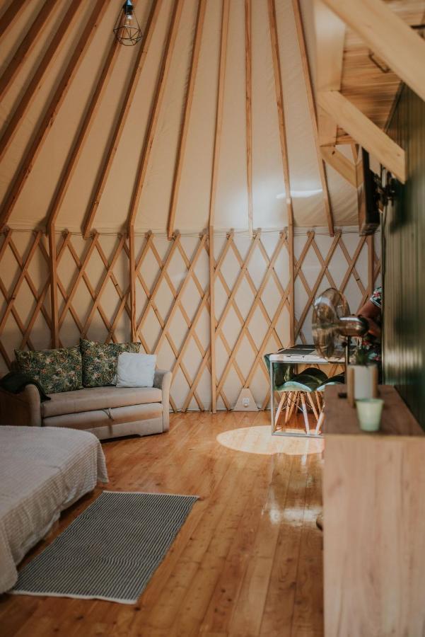 Aloha Glamp - Okragle Domki Przy Rzece - Balia I Sauna - Energylandia Zagornik Ngoại thất bức ảnh