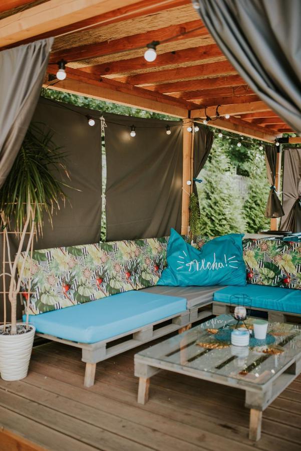 Aloha Glamp - Okragle Domki Przy Rzece - Balia I Sauna - Energylandia Zagornik Ngoại thất bức ảnh