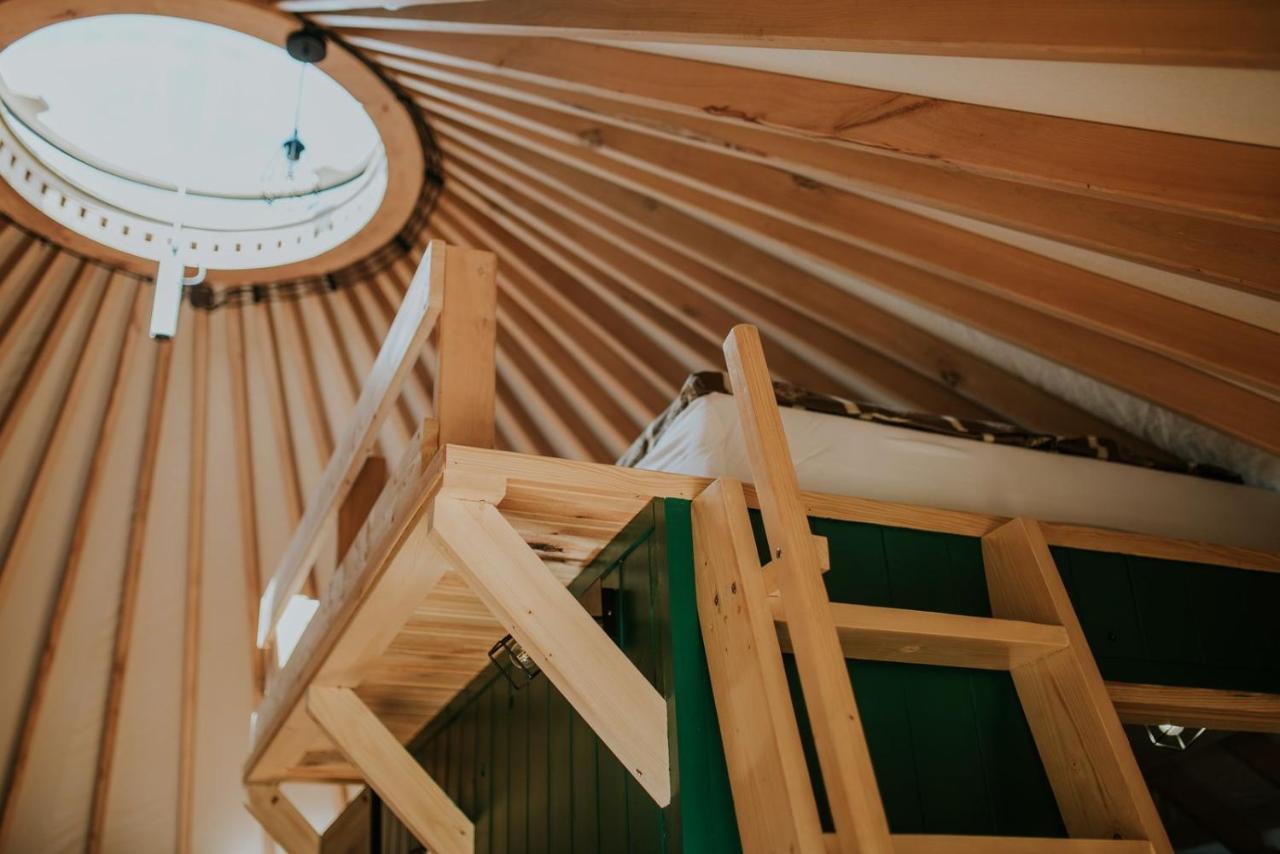 Aloha Glamp - Okragle Domki Przy Rzece - Balia I Sauna - Energylandia Zagornik Ngoại thất bức ảnh