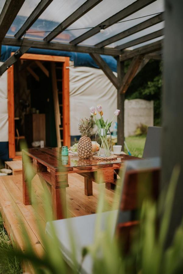 Aloha Glamp - Okragle Domki Przy Rzece - Balia I Sauna - Energylandia Zagornik Ngoại thất bức ảnh