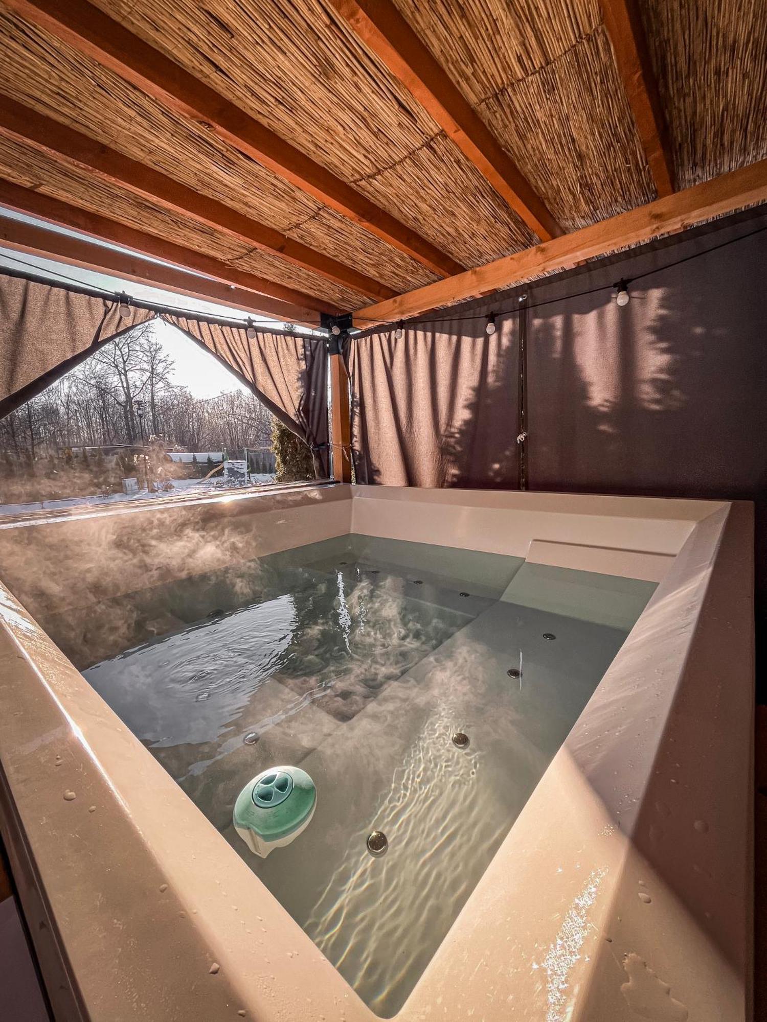 Aloha Glamp - Okragle Domki Przy Rzece - Balia I Sauna - Energylandia Zagornik Ngoại thất bức ảnh