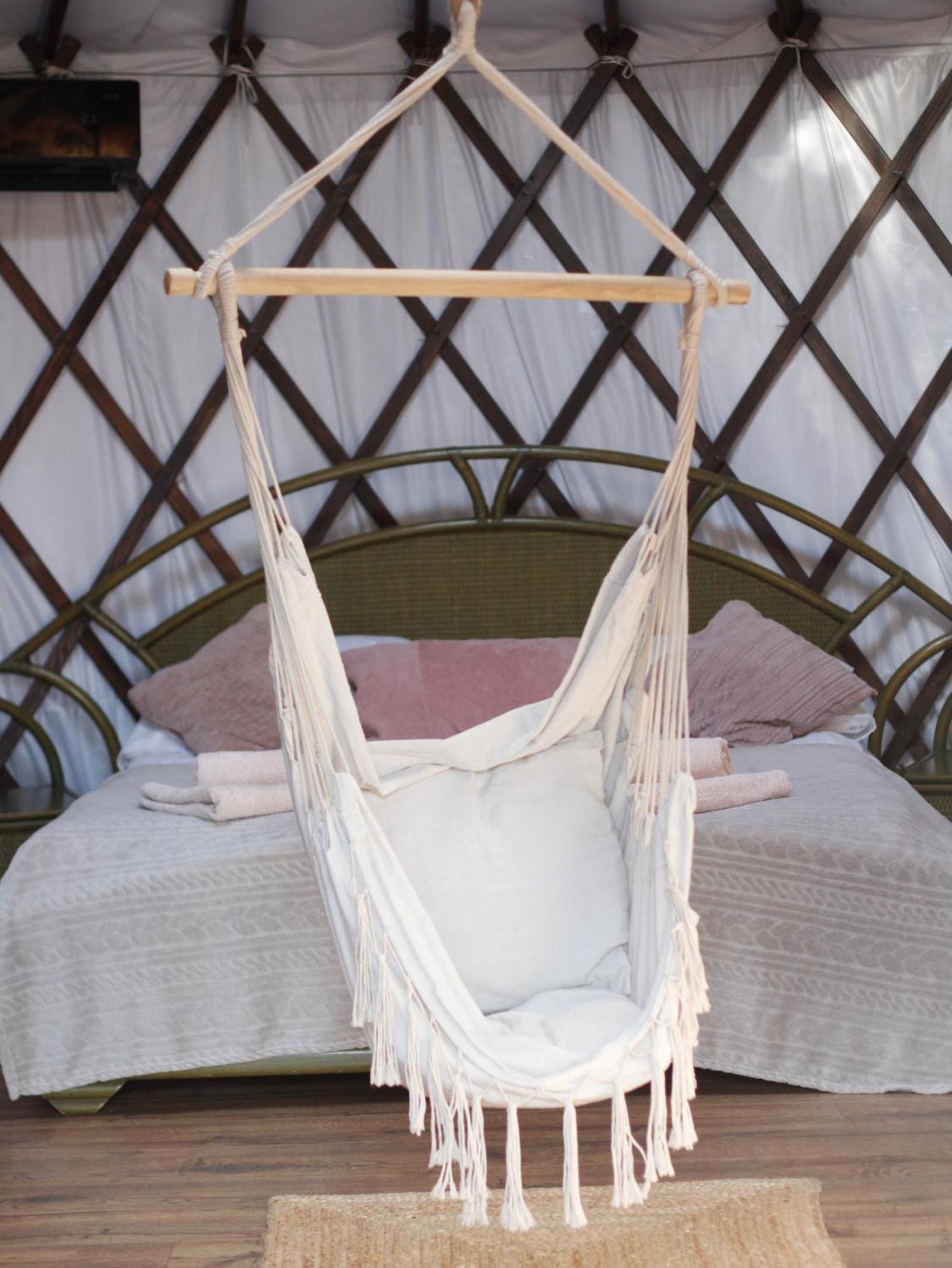 Aloha Glamp - Okragle Domki Przy Rzece - Balia I Sauna - Energylandia Zagornik Phòng bức ảnh