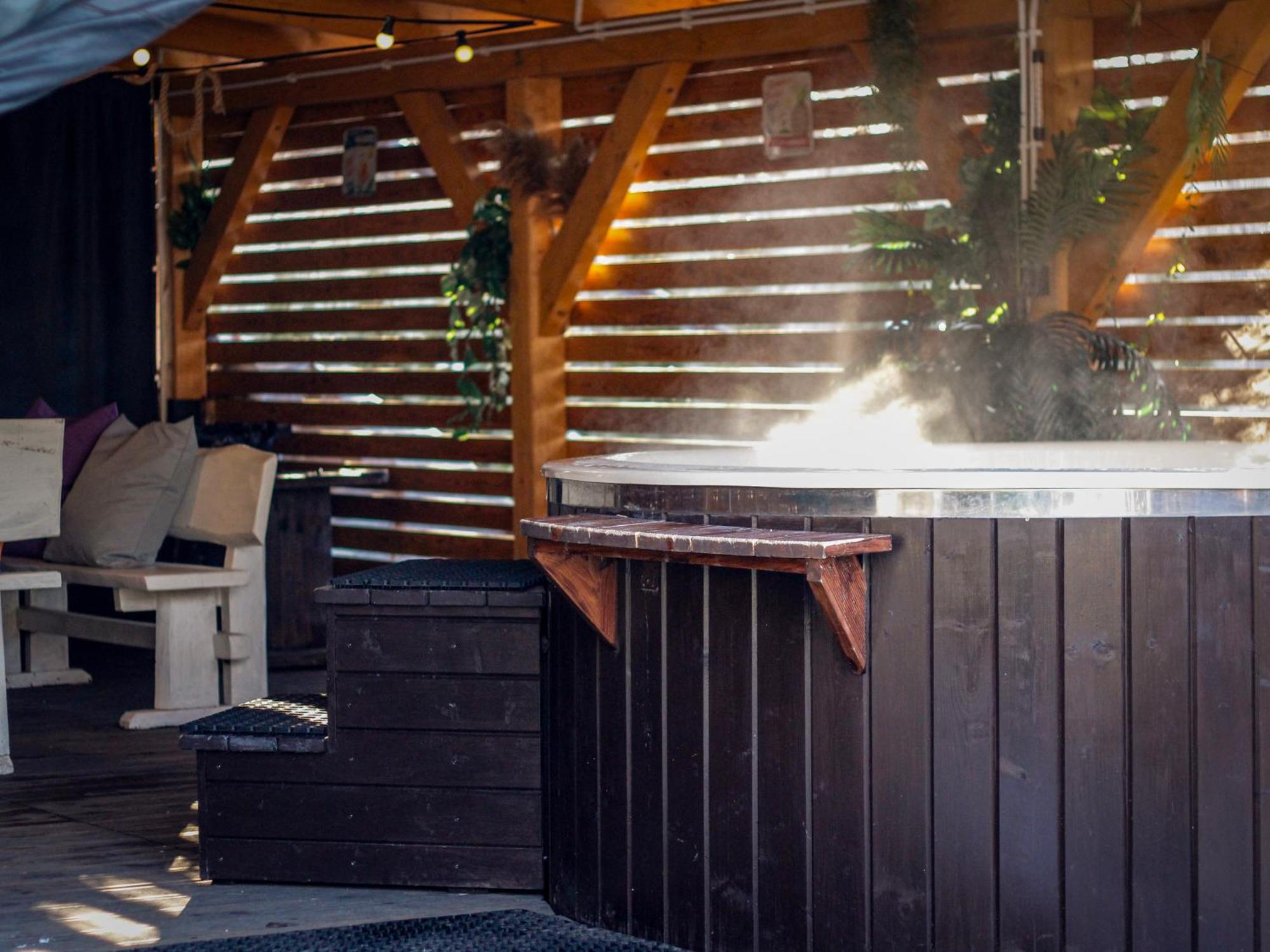 Aloha Glamp - Okragle Domki Przy Rzece - Balia I Sauna - Energylandia Zagornik Phòng bức ảnh