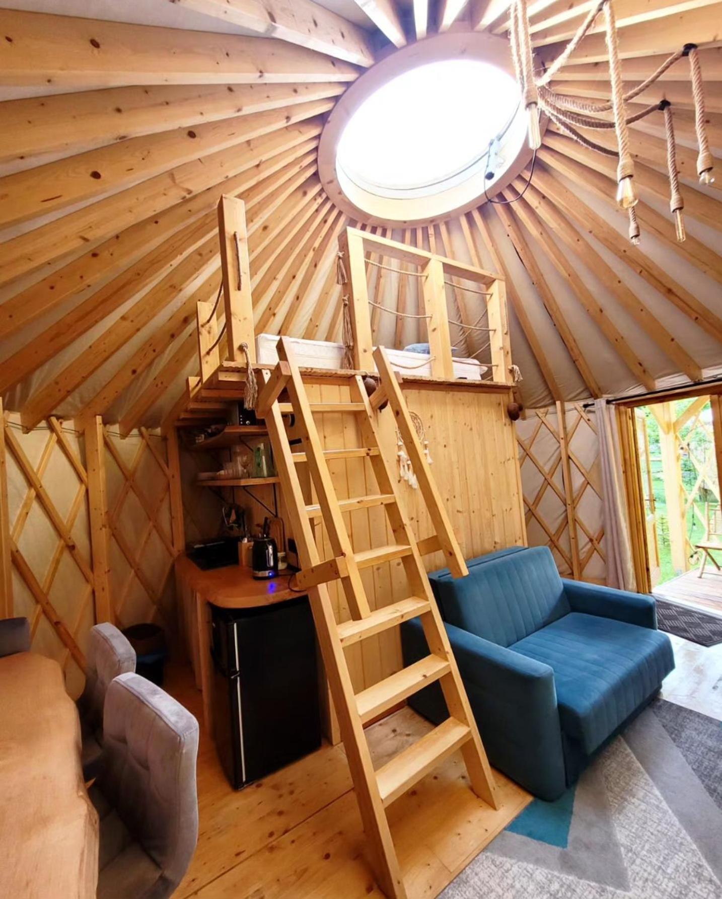 Aloha Glamp - Okragle Domki Przy Rzece - Balia I Sauna - Energylandia Zagornik Phòng bức ảnh